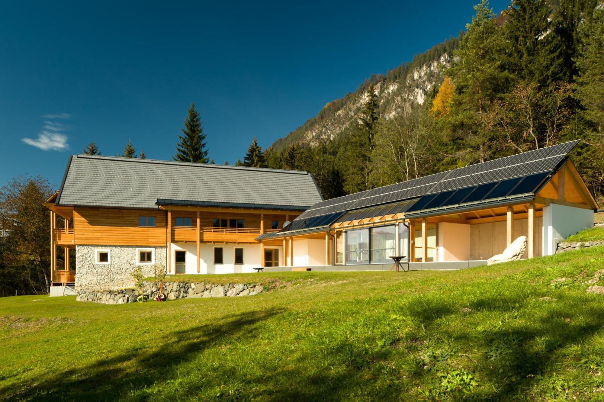 Апартаменты Der Weber - Haus Der Zukunft Хермагор Экстерьер фото